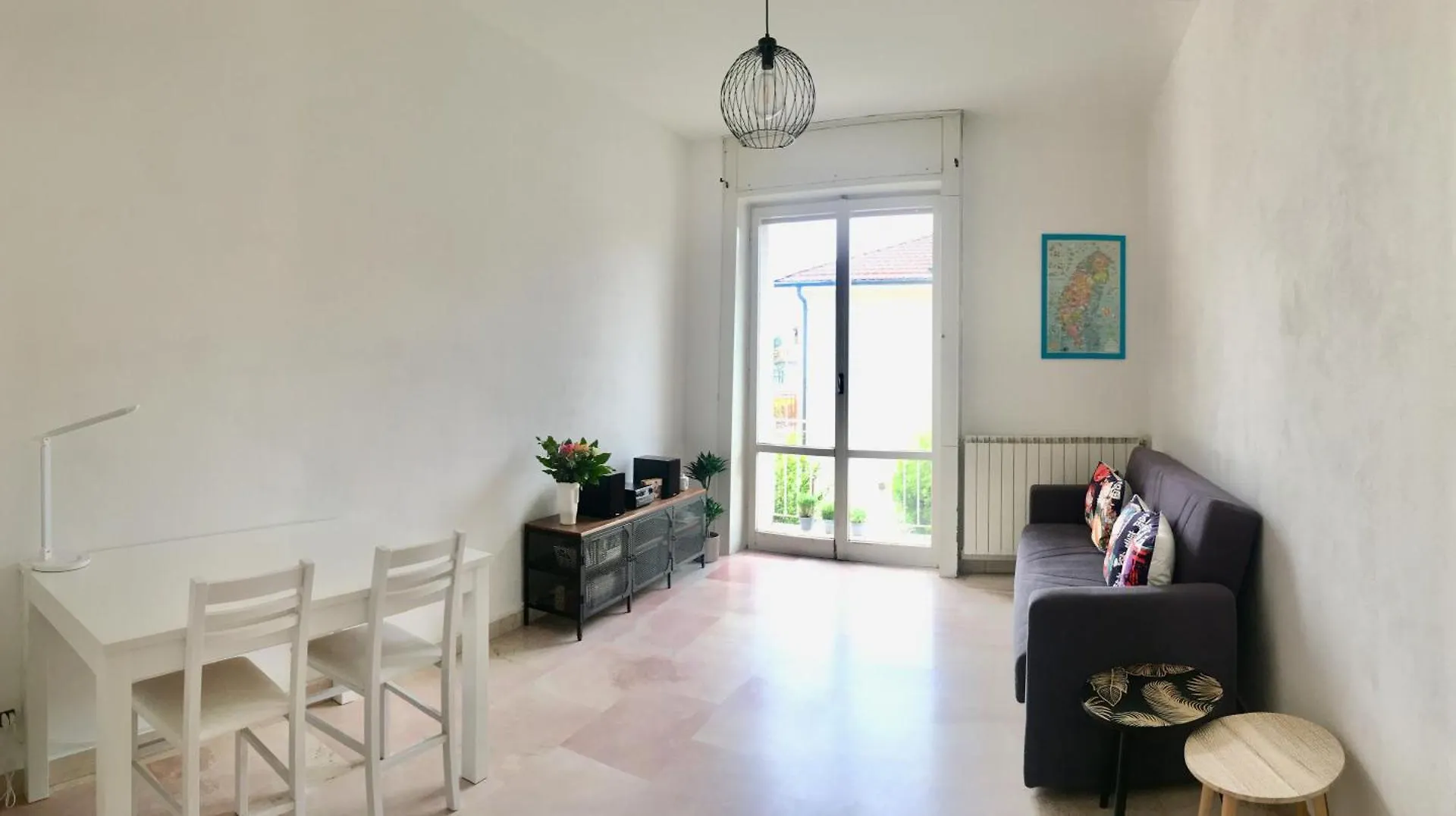 Cozy Apt In Como Italia